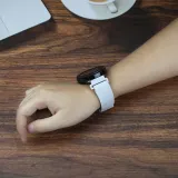 pasek-do-zegarka-smartwatch-amazfit-garmin-honor-huawei-samsung-xiaomi-20mm-kolor-bialy