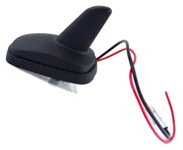 ze-r6m31-wzmiacniaczem-rekin-pletwa-antena-samocho
