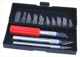 h4m63-noz-modelarski-skalpel-nozyk-zestaw-13-ostrzy-etui-88277