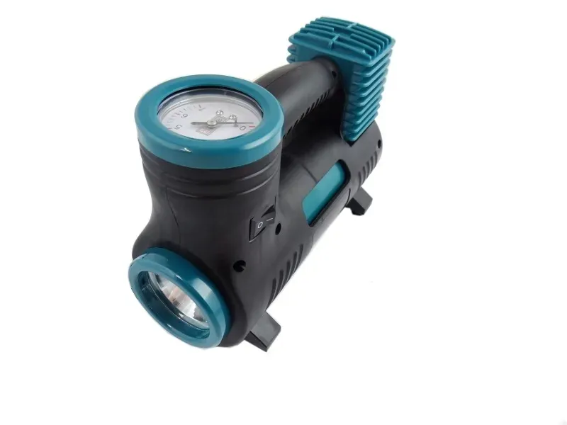 kompresor-samochodowy-do-kol-12v-100-psi-latarka-stan-nowy