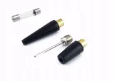 kompresor-samochodowy-do-kol-12v-100-psi-latarka-stan-nowy-waga-z-opakowaniem-1-2-kg