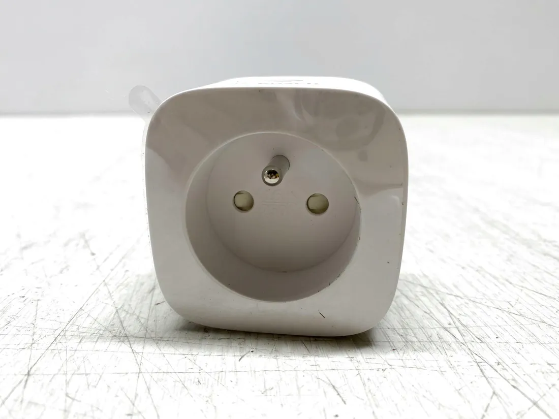 inteligentne-gniazdo-bosch-smart-home-8750001301-stan-powystawowy