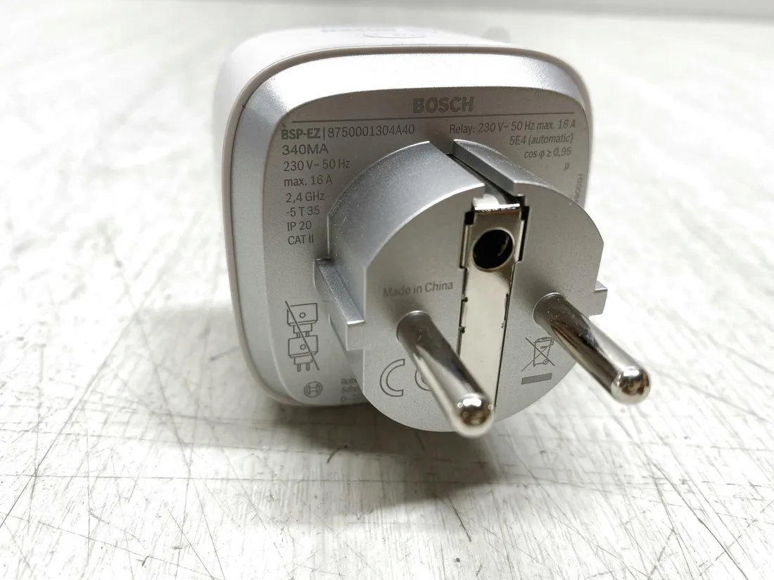 inteligentne-gniazdo-bosch-smart-home-8750001301-stan-powystawowy