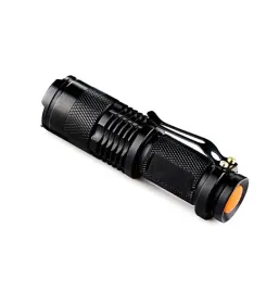 latarka-j2w73-taktyczna-cree-szperacz-zoom-turysty