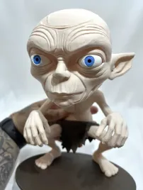 wladca-pierscieni-smeagol-figurka-3d-postac-lotr-dekoracja