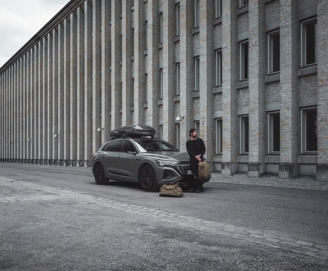 box-dachowy-kufer-thule-motion-3-l-tytanowy-polysk