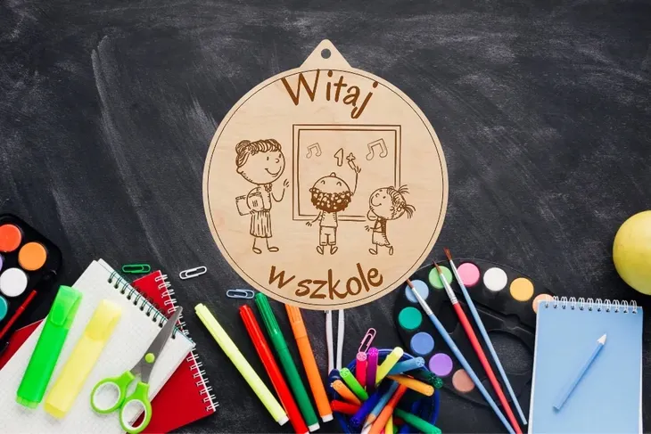 medal-na-pasowanie-tablica-stan-nowy