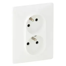 legrand-valena-life-gniazdo-podwojne-z-uziemieniem-bialy-podtynkowy-753187