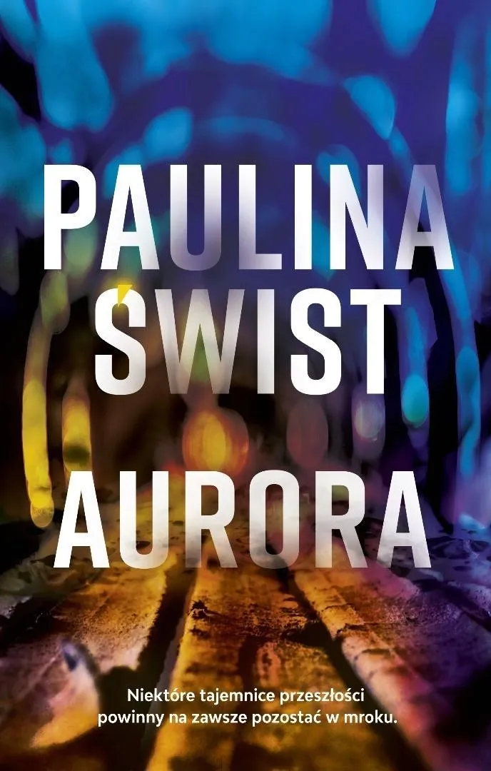 aurora-paulina-swist