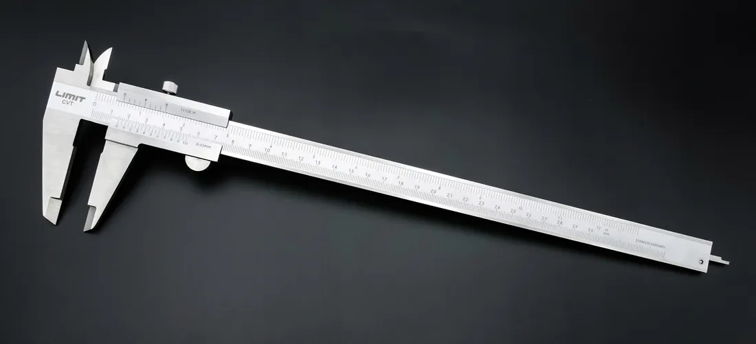 suwmiarka-analogowa-limit-300-mm