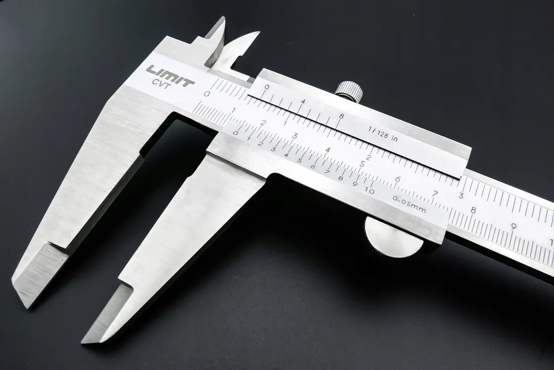 suwmiarka-analogowa-limit-300-mm
