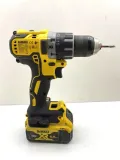 dewalt-dcd791d2-wiertarko-wkretarka-18v-2x2ah-zasilanie-akumulatorowe