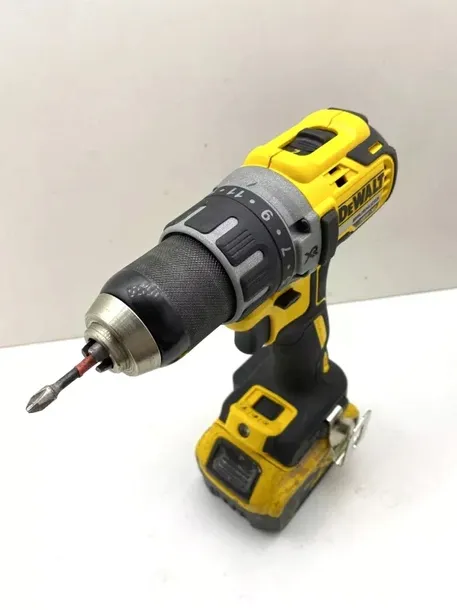 dewalt-dcd791d2-wiertarko-wkretarka-18v-2x2ah-pojemnosc-akumulatora-2-ah