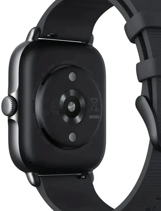 czarny-smartwatch-amazfit-gts-3