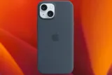 plecki-apple-do-apple-iphone-15-plus-niebieski-kolor-niebieski