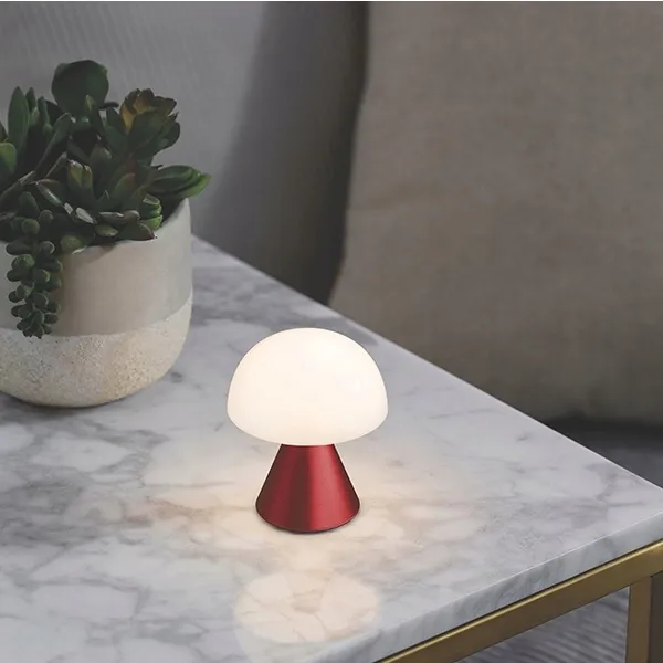 lexon-mina-mini-lampa-led-czerwony-zasilanie-akumulatorowe