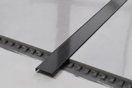 outlet-zestaw-10szt-profil-metalowy-c-40-x-2700mm-czarny-matowy