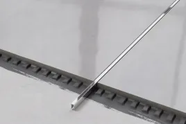outlet-profil-metalowy-rektyfikowany-5-x-2440-mm-srebrny-polysk