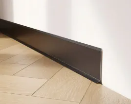 listwa-przypodlogowa-f-cokol-czarny-mat-8cm-x-270cm