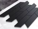 mozaika-gresowa-chevron-storm-doblo-nero-matowa-stan-nowy