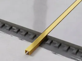 listwa-dekoracyjna-rektyfikowana-u-zloty-mat-1cm-x-270cm