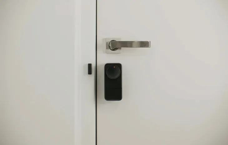 zamek-switchbot-251244-bluetooth-kod-producenta-w3500000