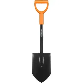 saperka-solid-fiskars-samochodowa-1014809-131417