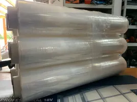 folia-stretch-28kg-netto-bezbarwna-na-sztuki-super-mocna-rolka-pakowanie