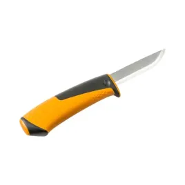 noz-fiskars-z-ostrzalka-1023618-ryby-polowanie