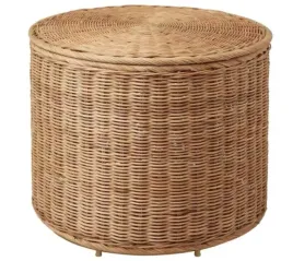 ikea-tolkning-puf-ze-schowkiem-rattan