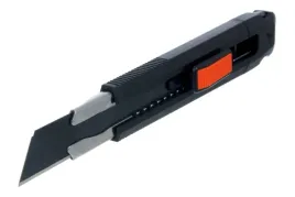 noz-lamany-18mm-black-tiger-ostrza-do-tapet-solid