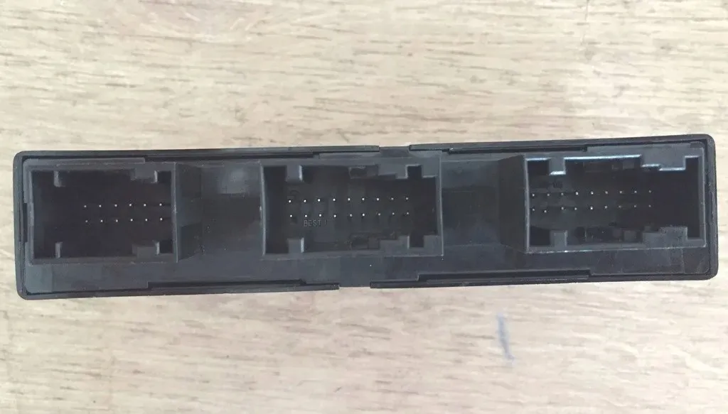 sterownik-modul-pdc-66209145158-do-bmw-5-e60-e61-e63-e64-e65-e66-e70-e71