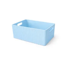 organizer-niebieski-pojemnik-z-uchwytami-na-drobiazgi-kable-biuro