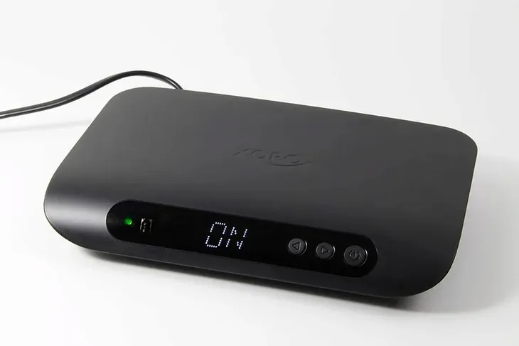 tuner-dvb-s2-xoro-hrs-8920-ip-stan-nowy