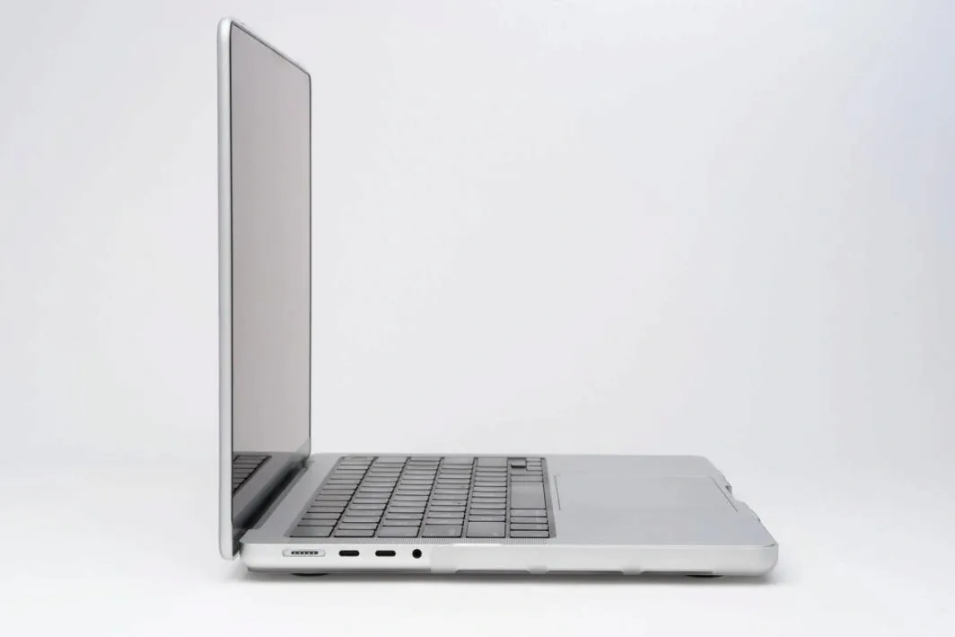etui-zagg-hardshell-do-macbook-air-13-m2-m3-m4-clear-stan-nowy