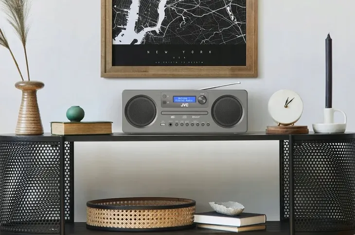jvc-zestaw-all-in-one-rd-e861b-dab-pilot-tak