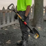 cat-lopata-k-series-d-handle-round-point-marka-caterpillar