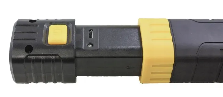 cat-latarka-extandable-worklight-170lm-ct3115-kolor-dominujacy-czarny