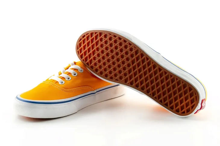 buty-unisex-vans-authentic-trampki-zolte-plec-produkt-damski