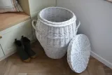 kosz-wiklinowy-barrel-bialy-65-cm