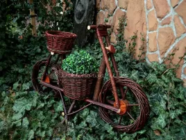kwietnik-ogrodowy-hulajnoga-1