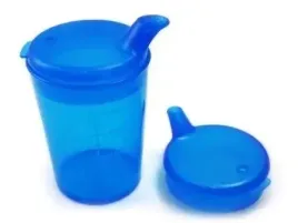 kubek-do-karmienia-chorych-z-dziubkiem-przykrywka-200-ml