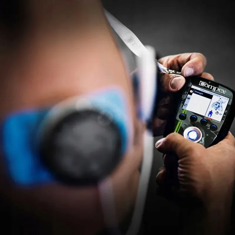 masazer-stymulator-compex-sp-8-0-wod-edition-stan-nowy
