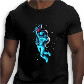 koszulka-meska-czarna-nadruk-astronauta-z-flaga-3xl