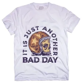 koszulka-meska-biala-nadruk-it-is-just-another-bad-day-5xl