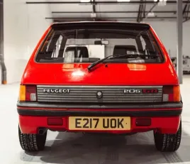peugeot-205-lampa-klosz-lewy-tyl-1983-1990-austria