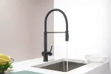 cori-czarny-mat-blue-water