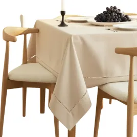 obrus-na-stol-do-domu-wodoodporny-plamoodporny-classy-140x180-bezowy
