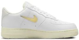 buty-sportowe-nike-air-force-1-07-lx-sneakersy-skorzane-biale-r-39