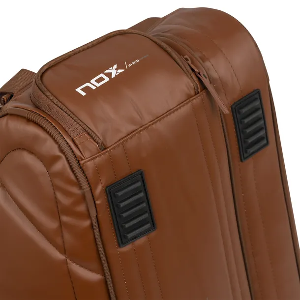 torba-padel-nox-pro-series-camel-45l-stan-nowy-elementy-zestawu-inne